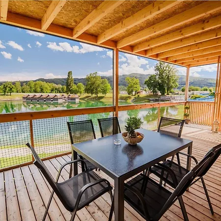 3 Bedroom Mobile Tatil Evi Mostec